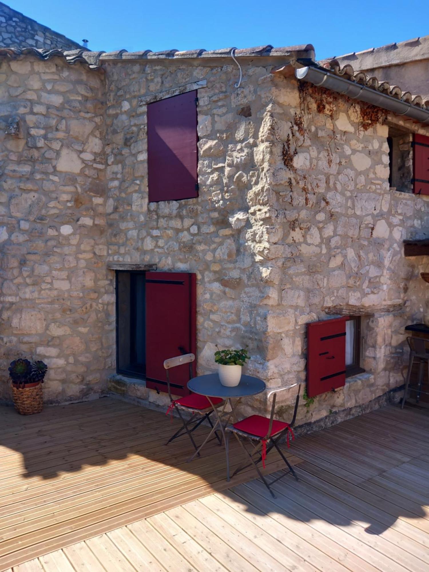 Chez Daniele Chambre Avec Jacuzzi Et Terrasse Privee Murs  エクステリア 写真